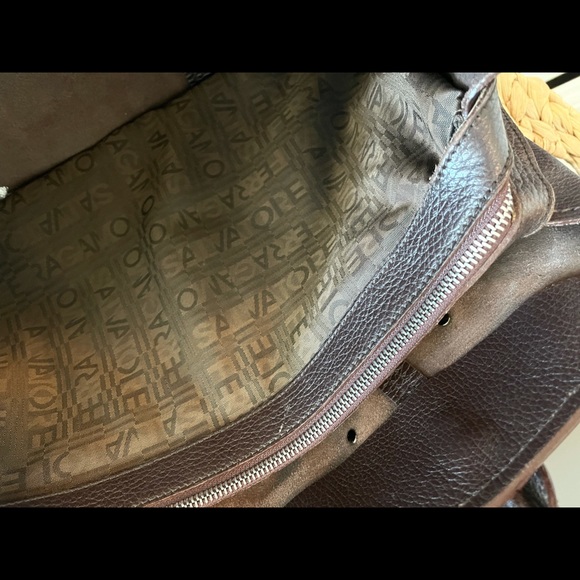 Ferragamo Brown Leather Shoulder Bag - Picture 4 of 8